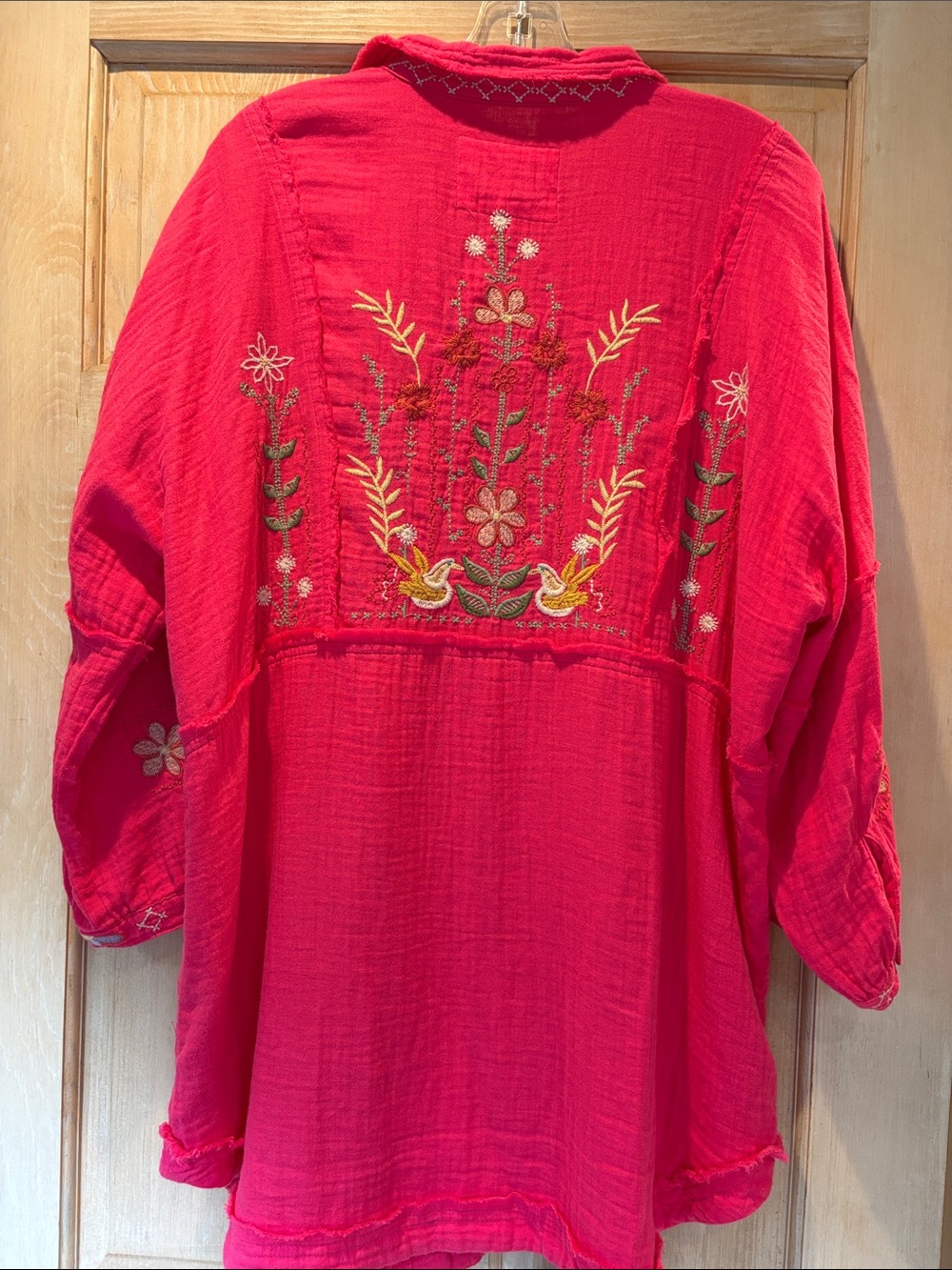 Johnny Was Biya Felicity Embroidered Button-Front Tunic Size L - Picture 7 of 8